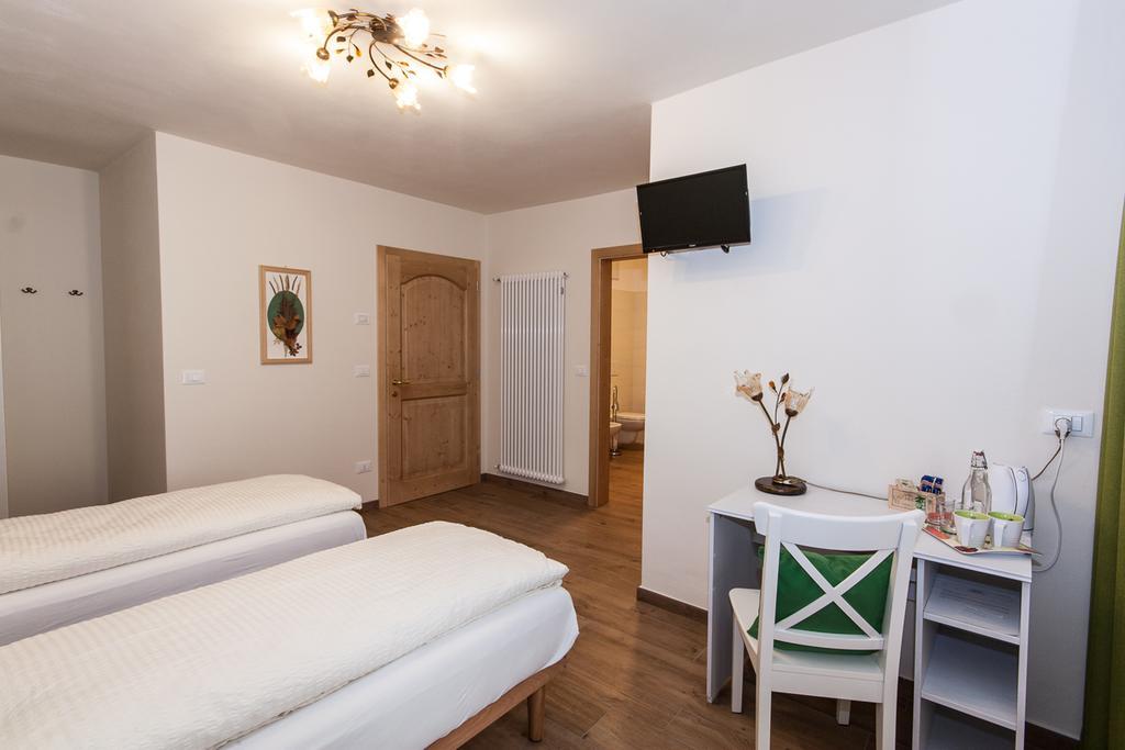 B&B Incanto Cles Room photo